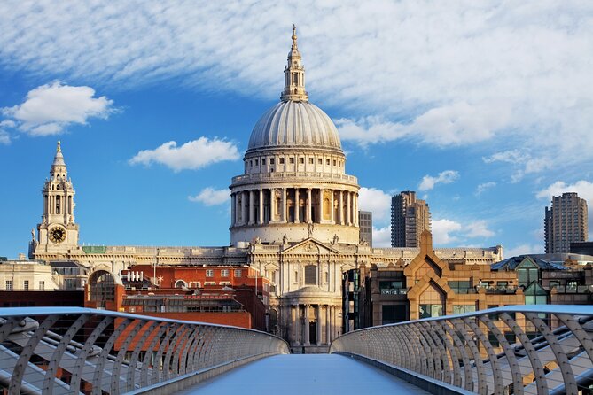London Public Buses Audio Tour - Offline audio, multilingual commentary, and what to bring