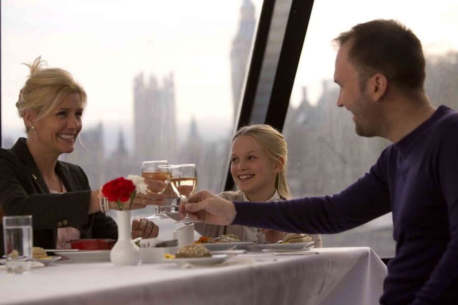 London River Thames Lunch Cruise - Seats, fixed tables, and panoramic windows: how to get the best view