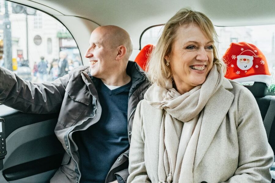 London: Rock and Roll Taxi Tour - Price and value: $472 per taxi, up to 6 people
