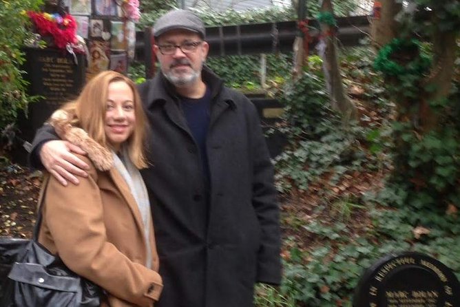 London Rock N Pop taxi Tour - Photos, Walking Breaks, and Keeping the Day Relaxed