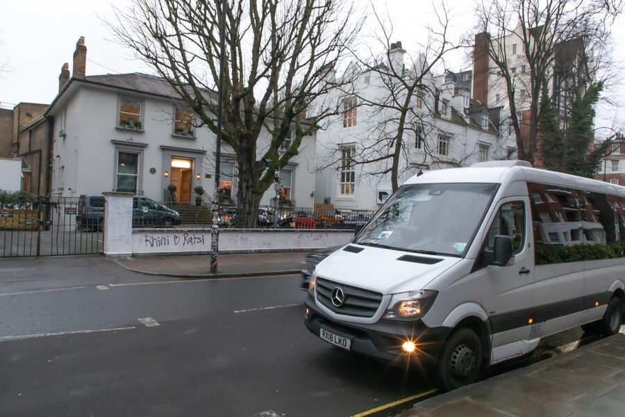 London: Rock 'n' Roll History Tour - Kensington and Queen: When the Band Becomes Part of the City