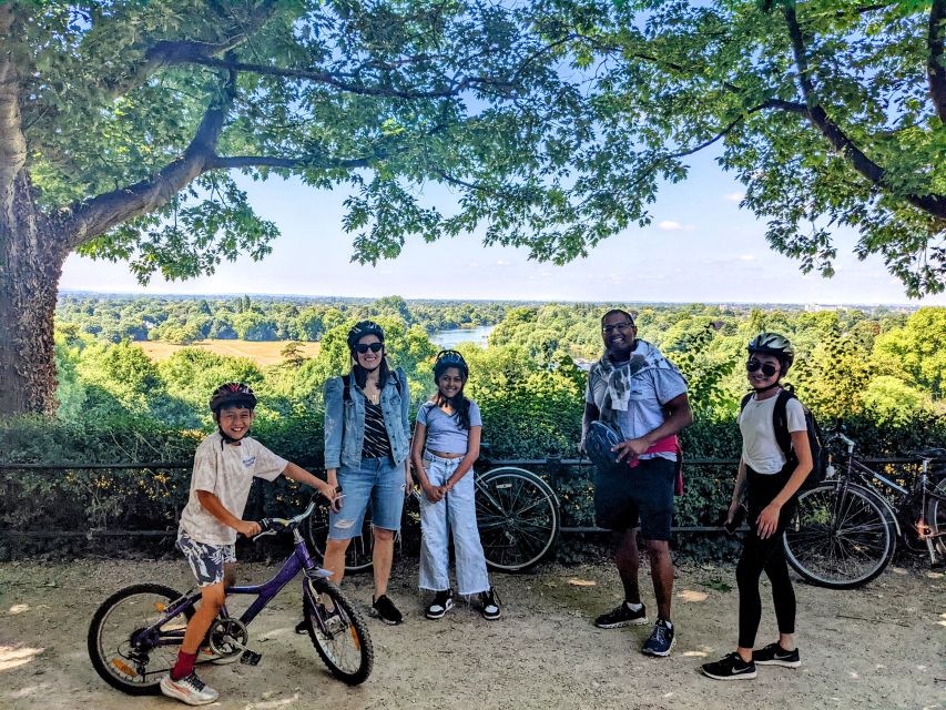 London: Royal Deer Park Bike Tour - Richmond Park and the Thames, without the city fight
