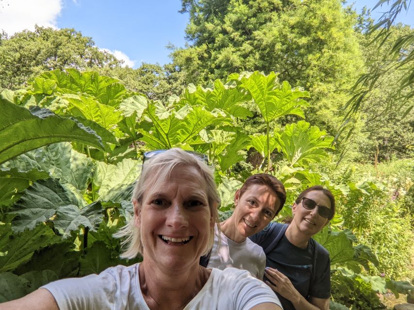 London: Royal Deer Park Bike Tour - Half-day vs full-day: ferry to Twickenham and the statue garden finish