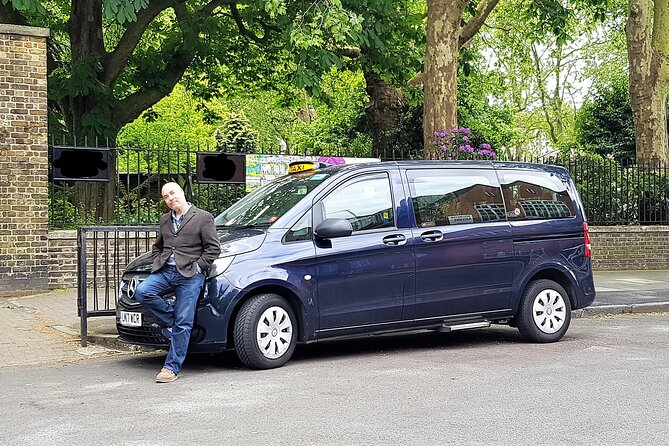 London Royal Highlights - Private Taxi Tour with Hotel Pickup - St. Paul’s Cathedral and Shakespeare’s Globe: two icons, different vibes