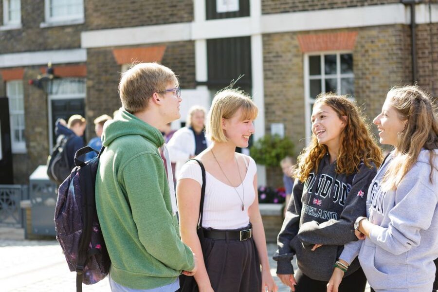 London: Royal Museums Greenwich Day Pass - A smart Greenwich plan: Royal Observatory, Cutty Sark, and two free museum stops