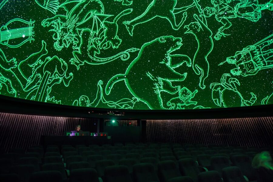 London: Royal Observatory Planetarium Show Entry Ticket - Who should book this show