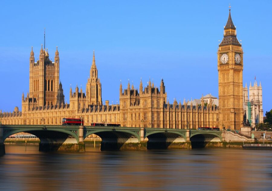 London: Royal Tour with Afternoon Tea at the Rubens - Getting to Victoria Coach Station, and not the wrong Victoria