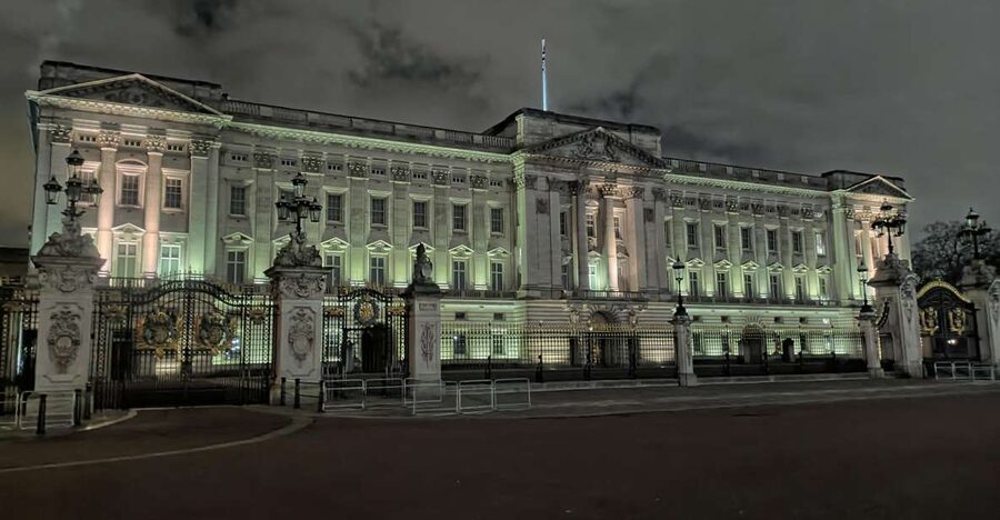 London : Royal Westminster By Night Walking Tour - Key things to know before you go