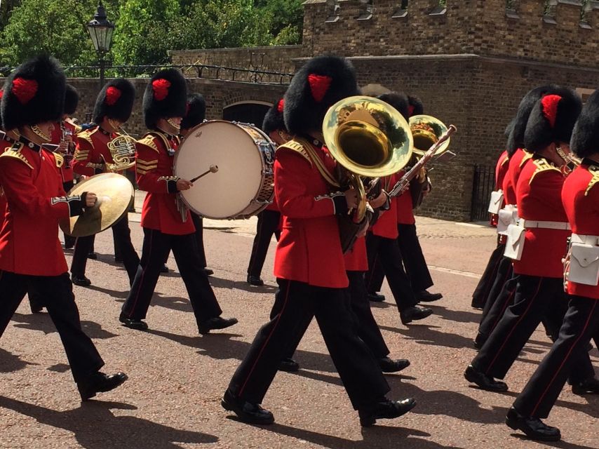 London: Royalty Walking Tour with Changing of The Guard - The $33 Price: How You Get Value From the Walk