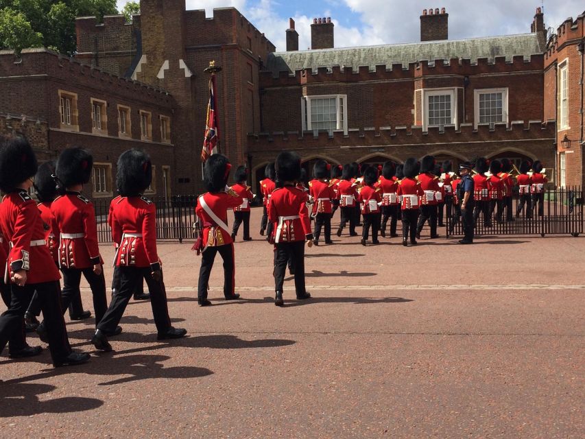 London: Royalty Walking Tour with Changing of The Guard - Days and Timing: When You Can Catch the Guard