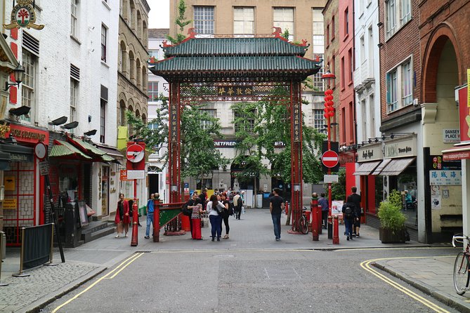London’s Chinatown Food Experience - Chinatown Gate to your first street-food tastings