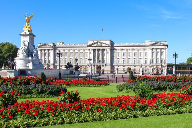 London’s Crown Secret: Self-Guided Royal Puzzle Quest - The clue trail itself, built around a classic London route