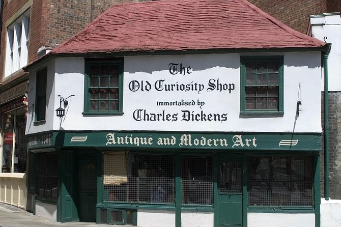 London's Hidden Gems and Secret History Private Guided Tour - A route that bypasses the obvious London