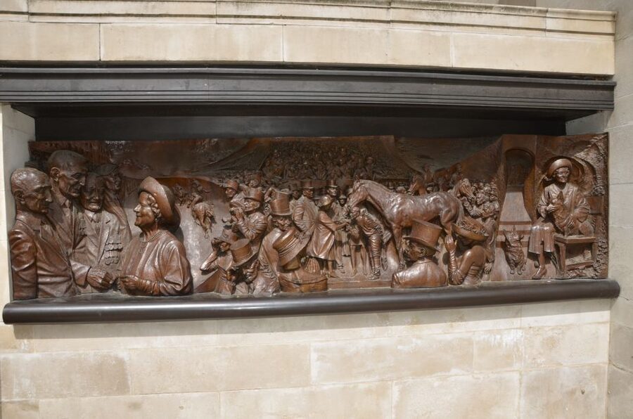 London's Hidden Treasures Tours by Black Taxi Cab - Why a black cab tour works so well in London