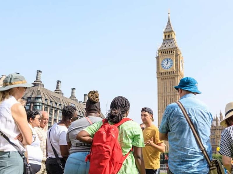 London: See 30+ Top Sights and Eat 8 British Foods Tour - Green Park to Buckingham Palace: the morning Royal hit