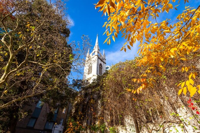 London Self Guided City Tour With an App - Old churches and Tower Hill plaques: All Hallows and the Sundial stop