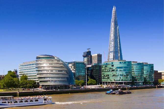 London Self Guided City Tour With an App - Tower Bridge to the Queen’s Walk: Thames landmarks with walking momentum