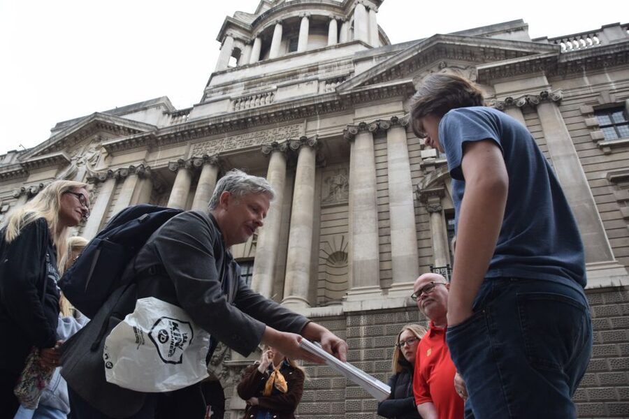 London: Serial Killers of London Guided Walking Tour - Weather, Shoes, and Why Rain or Shine Matters