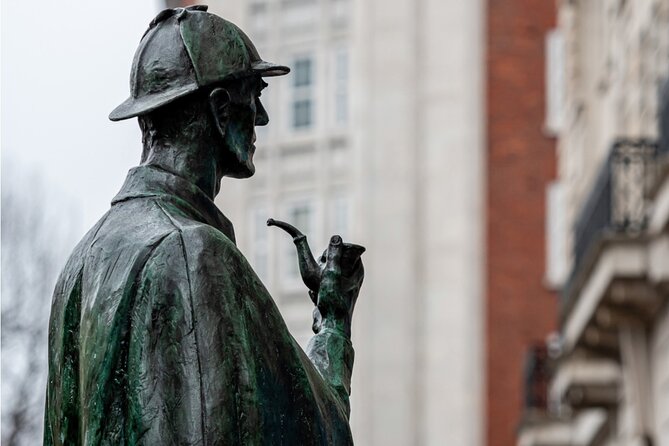London Sherlock Holmes: Crack the Case Walking Adventure - Langham, Queen Anne Street, and Harley Street: the calm before the clues