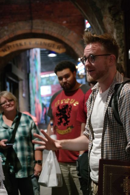 London: Small Group Harry Potter Locations Walking Tour - St. Paul’s Cathedral and the Divination Class feeling