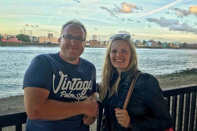 London Small Group Tour: The Pirate Pubs of Old London Half-Day - Thames River views, then the Thames Tunnel under your feet