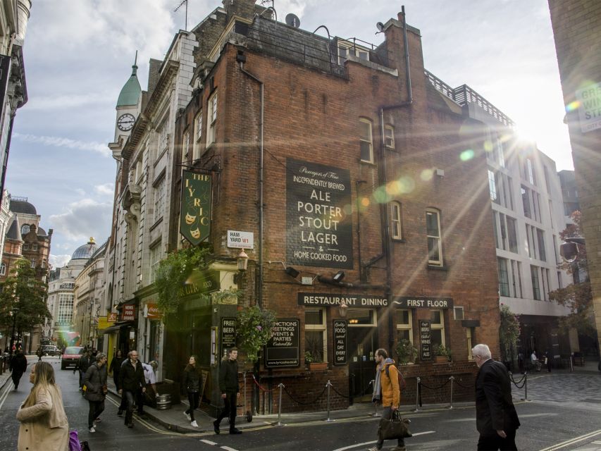 London Soho District - Guided Walking Tour 12 guests 2,5h - Soho In 2.5 Hours, Piccadilly to Chinatown
