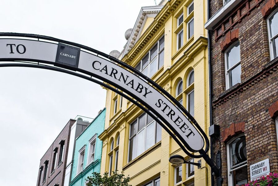 London Soho District - Guided Walking Tour 12 guests 2,5h - Soho Square and the LGBT Scene, With Context for the Neighborhood
