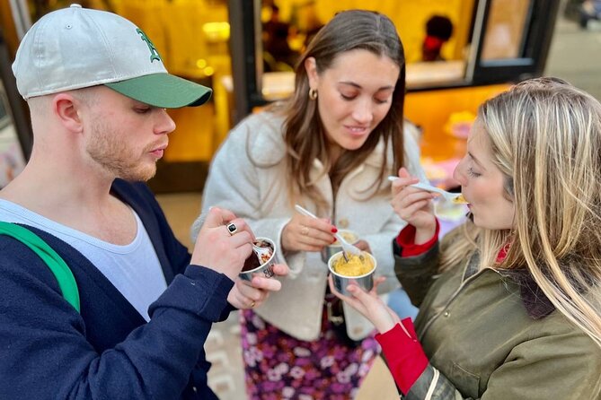 London Soho Food Tour with 7+ Tastings of Delicious Hidden Gems - Stop 6 on Gerrard Street: Chinatown culture and Chinese food influence