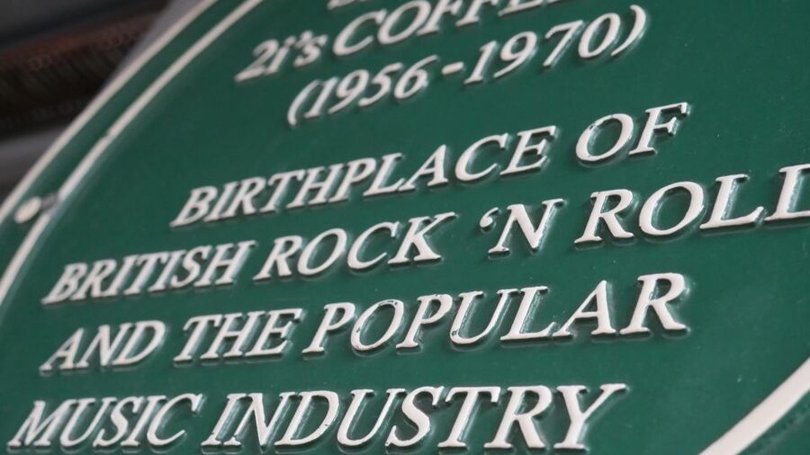 London: Soho Rock and Roll Walking Tour - Carnaby Street and the Swinging 60s You Can Walk Through