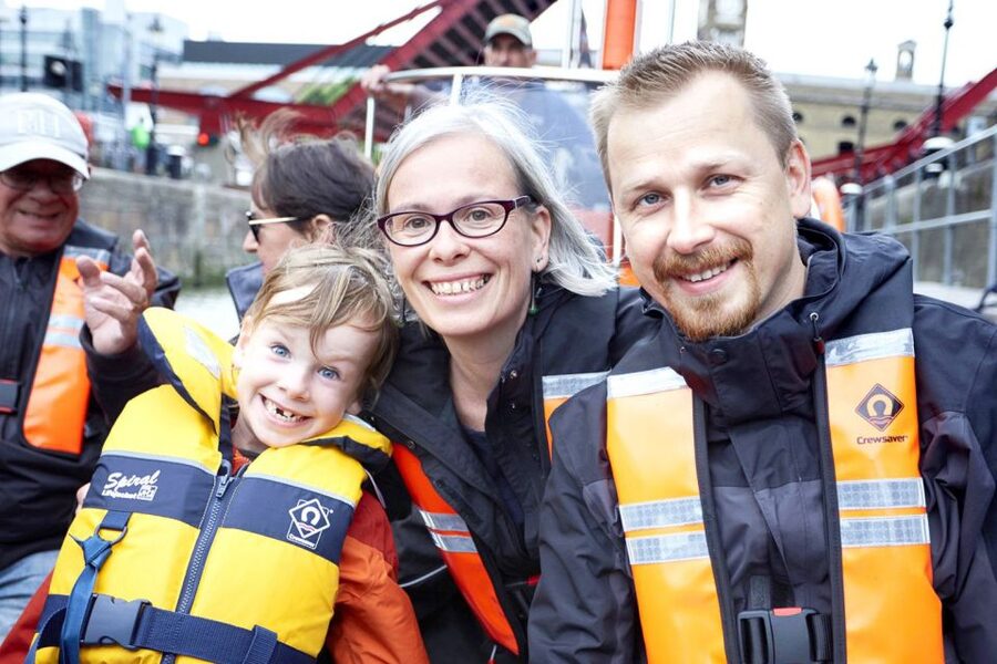 London: Speedboat Tour Through Heart of the City - Weather, Timing, and When to Go for the Best Feeling