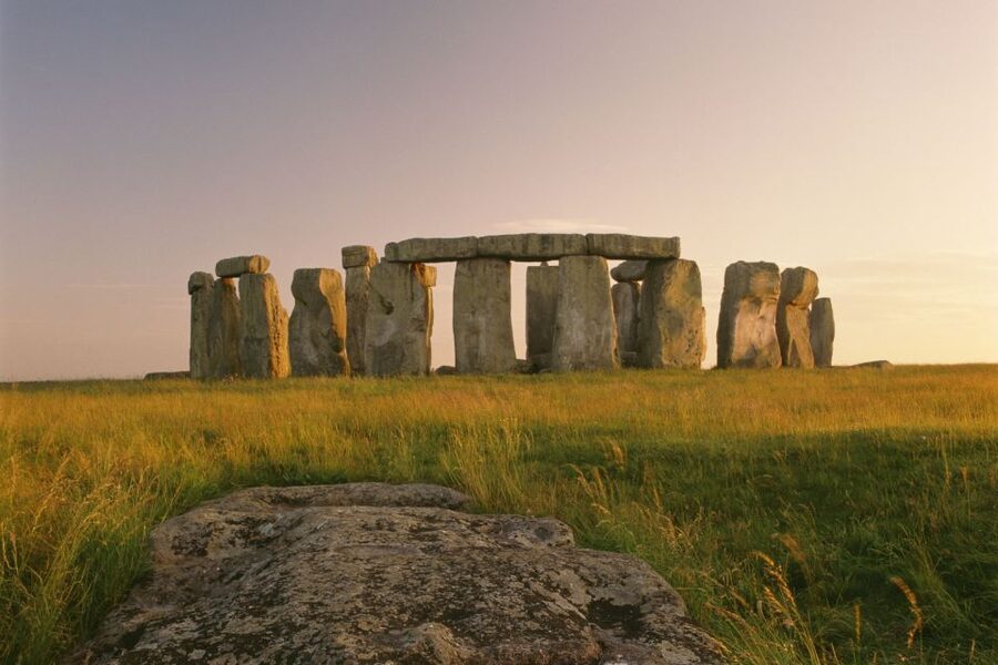 London: Stonehenge, Bath, Lacock, & Avebury Small Group Tour - Stonehenge Visitor Centre First, Then Time on Site