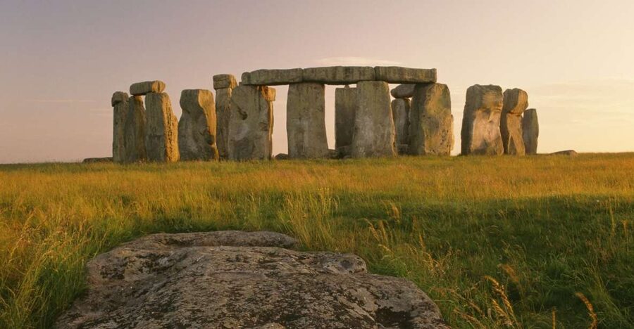 London: Stonehenge, Bath, Lacock, & Avebury Small Group Tour - Meeting at Marble Arch, Then Settling Into an Executive Mini-Coach