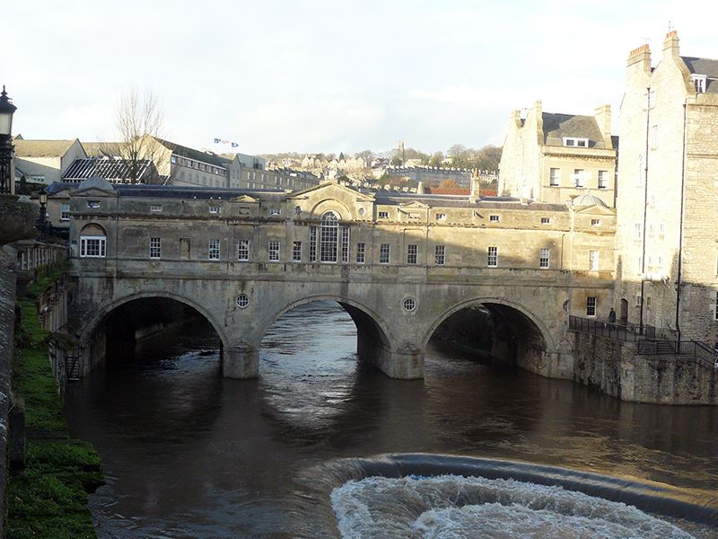 London: Stonehenge, Stratford-Upon-Avon, and Bath Day Trip - Bath on your own: Georgian streets, shops, and smart priorities