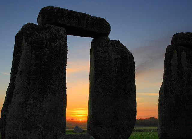 London: Stonehenge, Stratford-Upon-Avon, and Bath Day Trip - The private Shakespeare’s Schoolroom and Guildhall tour that makes the day special
