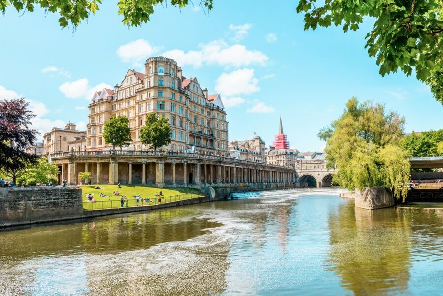London: Stonehenge, Windsor, and Bath Day Trip by Bus - Golden Tours London: key highlights at a glance