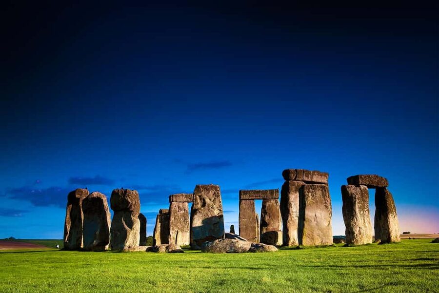 London: Stonehenge, Windsor Castle, Bath, Lacock & Pub Lunch - Stonehenge at the Visitor Centre, and how to make the most of your time