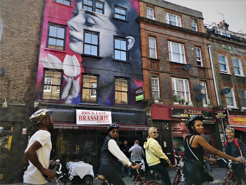 London: Street Art Bike Tour - Shoreditch for 1 Hour: Where the Walls Start Talking Back