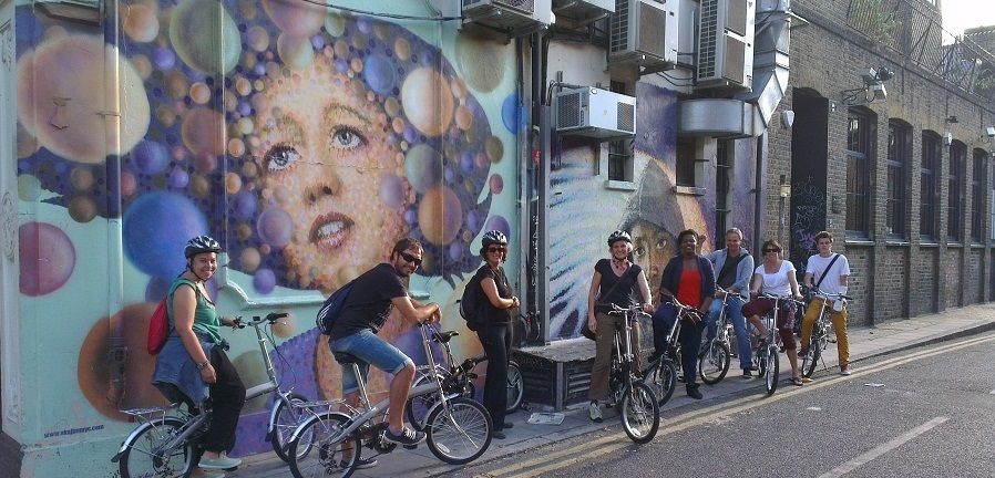 London: Street Art Bike Tour - Meeting Alternative London and What Happens Before You Ride