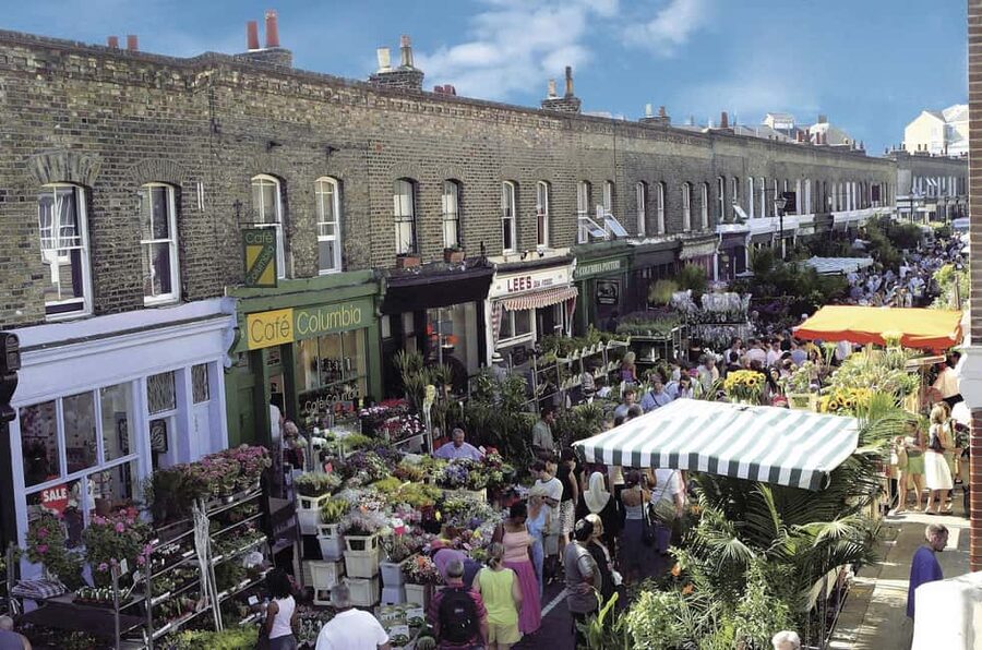 London: Sunday Markets Guided Walking Tour - Cambridge Heath Station Forecourt: Starting With the Right Momentum