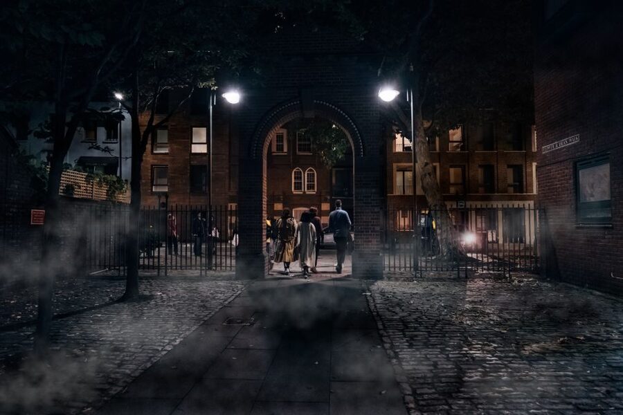 London: The Original Jack the Ripper Walking Tour - Language options and who this tour fits best