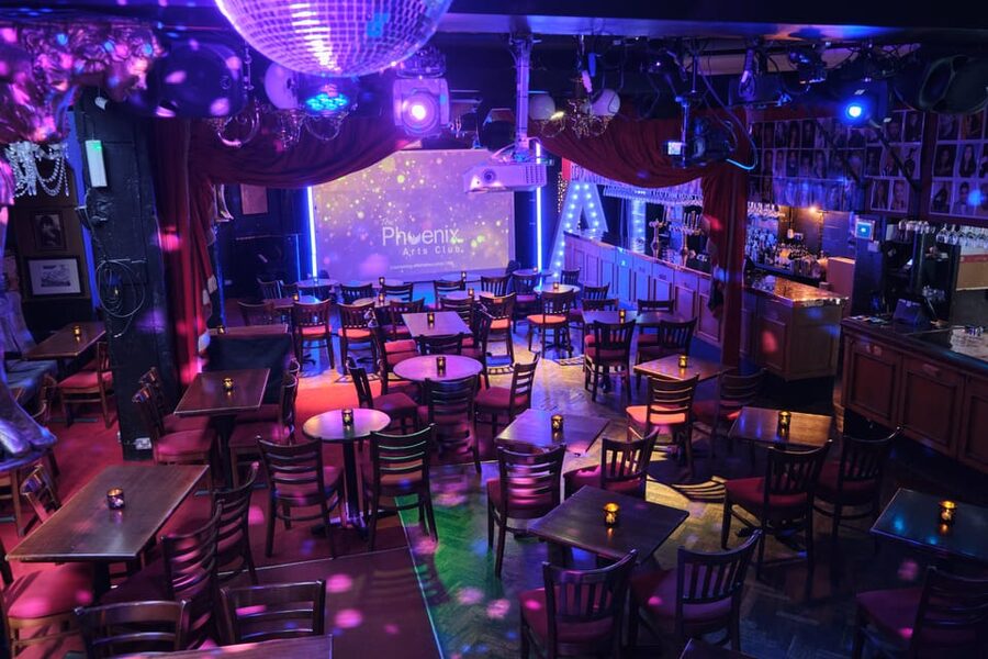London: The Saturday Supershow Cabaret at Phoenix Arts Club - Phoenix Arts Club and the West End setting for cabaret