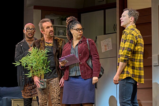 London Theatre: Mrs Doubtfire The Musical - The performance style that wins praise: energy, clarity, and big musical moments