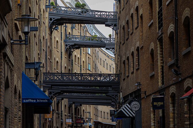 London through the lens: Iconic photo spots, hidden gems & food. - Price and what you get for $122.31 per person
