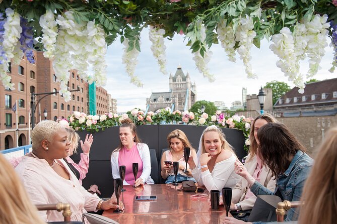 London Tootbus Bar Bus Sunset Tour with Drinks - Who Should Book This Bar Bus Sunset Tour?