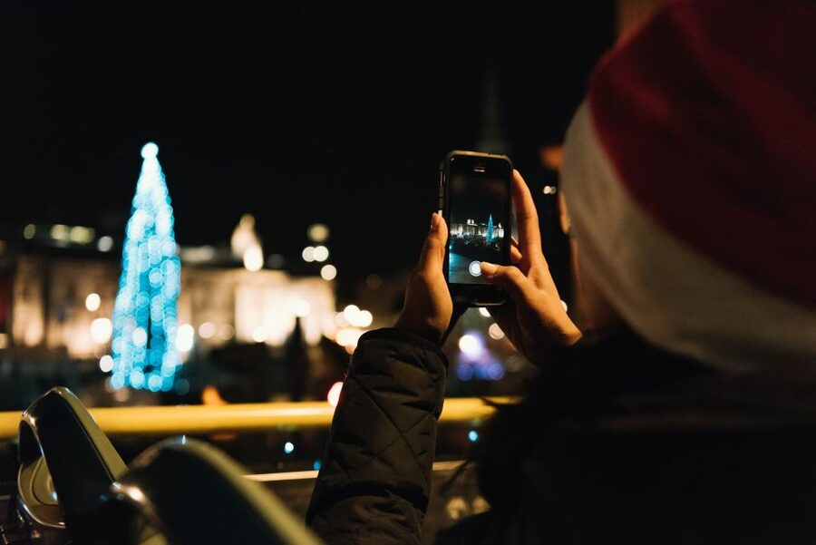 London: Tootbus Christmas Lights Tour incl walking tours - The itinerary, stop by stop: what to watch for