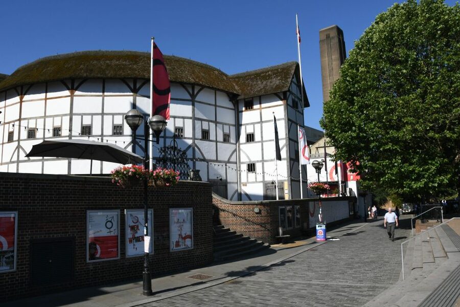 London: Top 30 Sights Walking Tour and Clink Prison Entry - FAQ