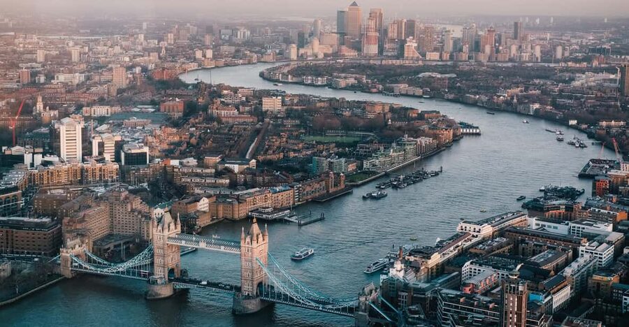 London: Top Attractions and City Highlights Walking Tour - Should you book this London highlights walk?