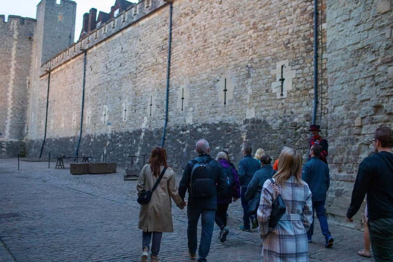 London: Tower of London After Hours Tour and Key Ceremony - Ceremony of the Keys: Guaranteed Access and What to Expect