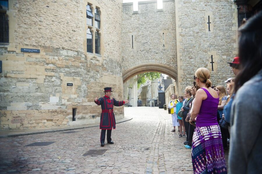 London: Tower of London & Changing of the Guard Experience - Inside the Tower With a Guide, and the Areas You Cannot Enter