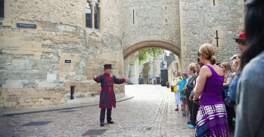 London: Tower of London, Thames Boat & Changing of the Guard - Gunpowder Plot start inside the Tower complex